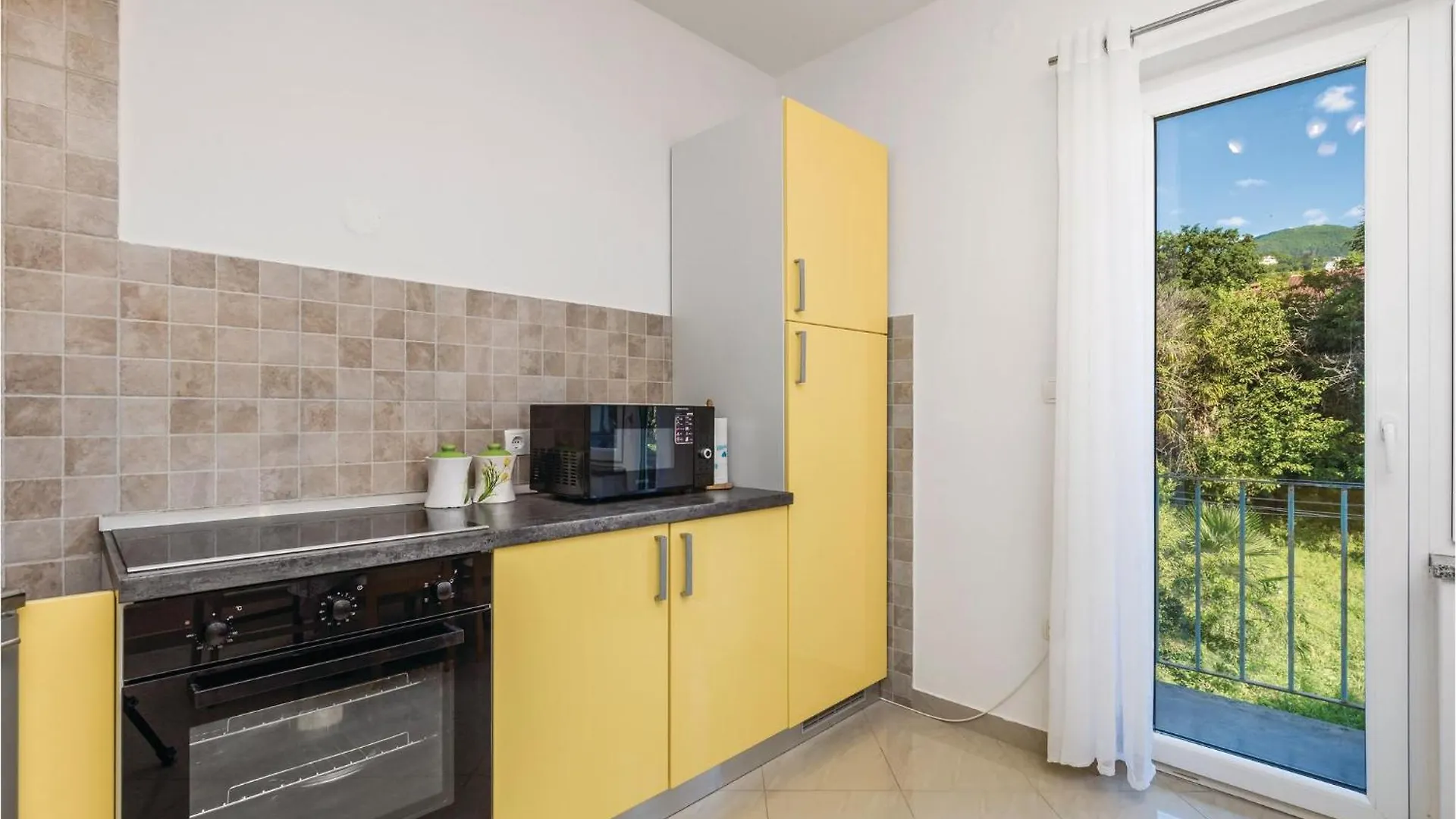 Stunning Apartment In Lovran With Kitchen Croatia